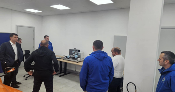 Съвместна среща на представителите на три научни групи с компании работещи в областта на роботизирани платформи 2